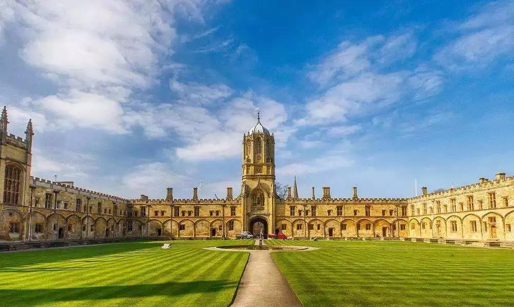 英国学术TOP 15的大学中，拥有最美景致的竟然是这所...