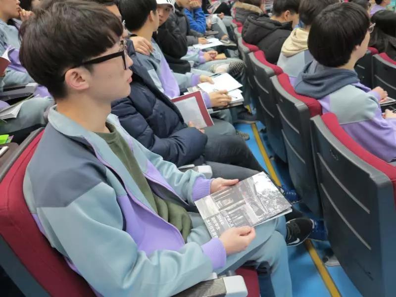 高考党进! 这所英国大学接受中国高考成绩直读本科!