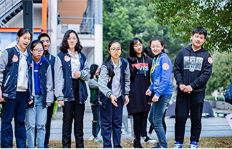 学生专访|唯寻牛剑精英营，让我轻松走好申请梦校的每一步！