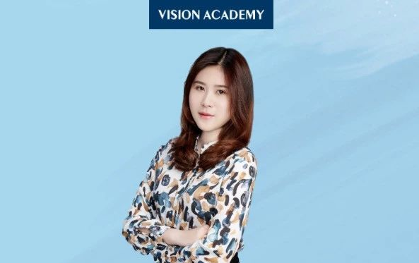名师专访 | 高二才脱产学托福，收获英美名校双背景，她如何做到